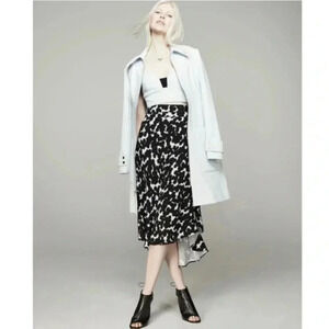 A.L.C. Corso Black and white Flowy High Low Midi Skirt 100% Silk Size 2